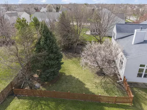 View/Area - 13005 Kensington Dr, Plainfield, IL 60585 photo 3 of 8