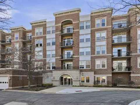 455 W Wood St #405, Palatine, IL 60067