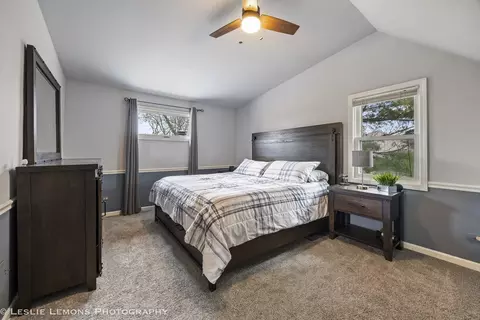 Bedroom - 221 69th St, Darien, IL 60561 photo 2 of 4