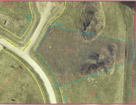 1945 Cougar Ct, Dixon, IL 61021