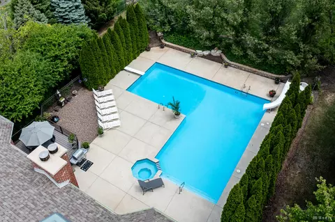 Exterior - 21359 Saddle Ln, Mokena, IL 60448 photo 3 of 10