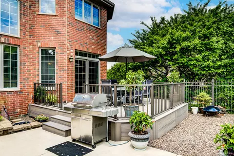 Exterior - 21359 Saddle Ln, Mokena, IL 60448 photo 5 of 10