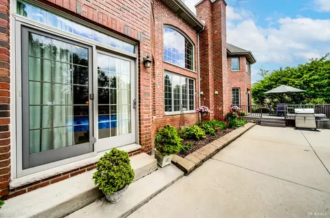 Exterior - 21359 Saddle Ln, Mokena, IL 60448 photo 6 of 10