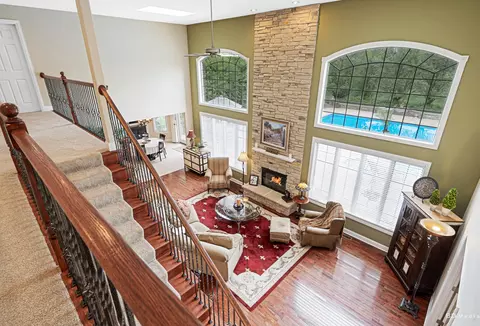 Living - 21359 Saddle Ln, Mokena, IL 60448 photo 6 of 7
