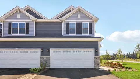 203 Charlestowne Lakes Dr, Saint Charles, IL 60174