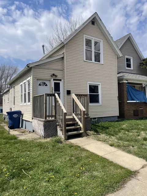 143 N Entrance Ave, Kankakee, IL 60901