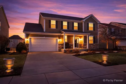 748 Cashmere Ln, Elgin, IL 60124