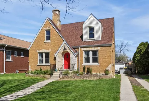 126 Northgate Rd, Riverside, IL 60546