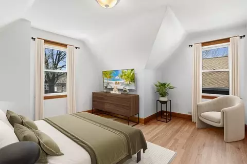 Bedroom - 126 Northgate Rd, Riverside, IL 60546 photo 2 of 3