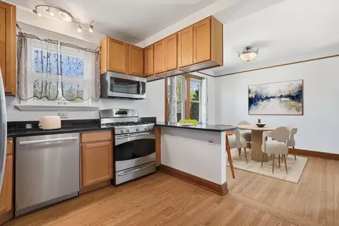 Kitchen - 126 Northgate Rd, Riverside, IL 60546 photo 1 of 2