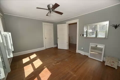 Bedroom - 905 E Center St, Ottawa, IL 61350 photo 1 of 1