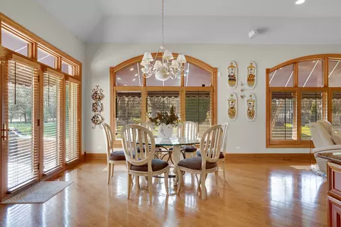 Dining - 61 Overlook Dr, Golf, IL 60029 photo 2 of 2