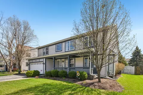 1739 Newbridge Cir, Elgin, IL 60123