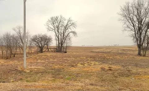 000 2401st Rd N, Ottawa, IL 61350