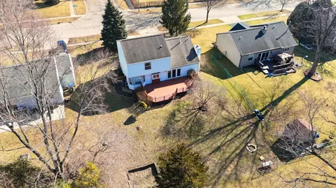 View/Area - 1580 Riverwood Dr, Algonquin, IL 60102 photo 2 of 4