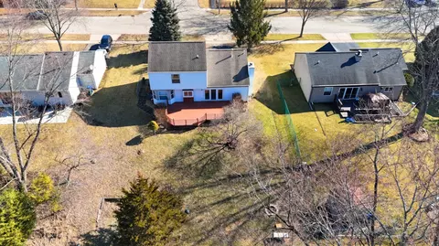View/Area - 1580 Riverwood Dr, Algonquin, IL 60102 photo 1 of 4