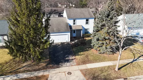 View/Area - 1580 Riverwood Dr, Algonquin, IL 60102 photo 4 of 4