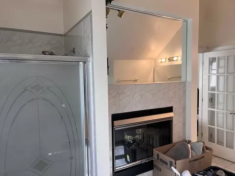 Bath - 9848 S Beverly Ave, Chicago, IL 60643 photo 3 of 6