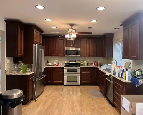 Kitchen - 9848 S Beverly Ave, Chicago, IL 60643 photo 2 of 2