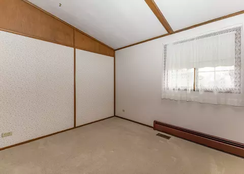 Bedroom - 420 Margaret St, Atkinson, IL 61235 photo 5 of 6