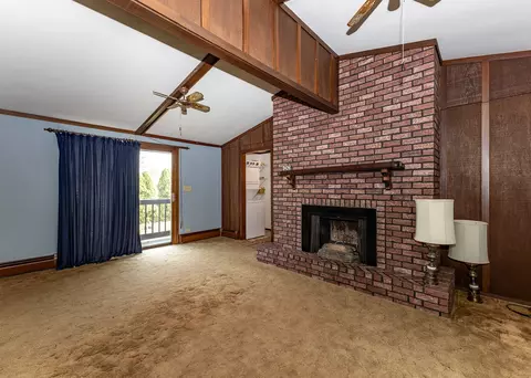 Living - 420 Margaret St, Atkinson, IL 61235 photo 3 of 3