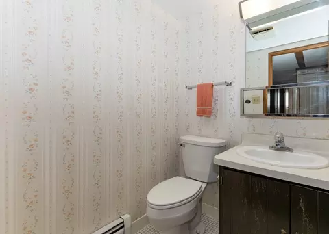 Bath - 420 Margaret St, Atkinson, IL 61235 photo 3 of 3
