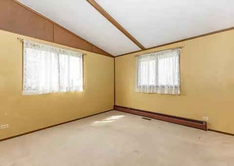 Bedroom - 420 Margaret St, Atkinson, IL 61235 photo 1 of 6