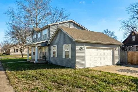 Exterior - 1925 Hamilton St, Murphysboro, IL 62966 photo 2 of 5