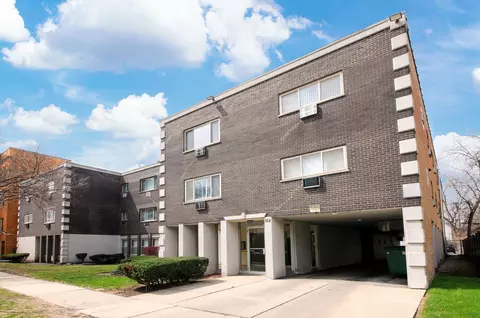 914 N Austin Blvd #C-9, Oak Park, IL 60302
