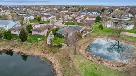 View/Area - 2216 Olde Mill Rd, Plainfield, IL 60586 photo 5 of 5