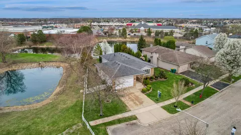 View/Area - 2216 Olde Mill Rd, Plainfield, IL 60586 photo 4 of 5