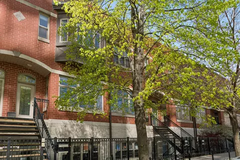 1816 S Calumet Ave, Chicago, IL 60616