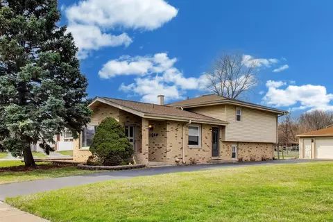 12044 S Holmberg Ct, Alsip, IL 60803