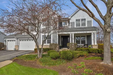 3022 Long Common Pkwy, Elgin, IL 60124