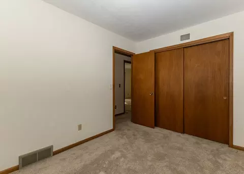Bedroom - 3409 52nd St, Moline, IL 61265 photo 5 of 5