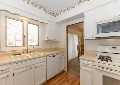 Kitchen - 3409 52nd St, Moline, IL 61265 photo 2 of 3