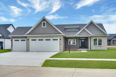 1412 Tinley Ln, Mahomet, IL 61853
