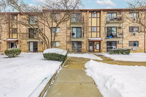 342 Klein Creek Ct #5E, Carol Stream, IL 60188