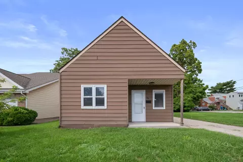 Exterior - 17 W 30th Pl, Steger, IL 60475 photo 3 of 5