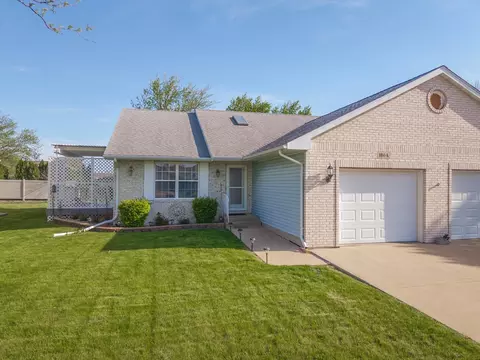 104 Susan Dr #A, Dwight, IL 60420