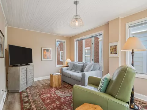 Living - 2622 Harrison St, Evanston, IL 60201 photo 7 of 7