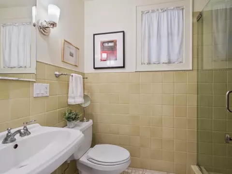 Bath - 2622 Harrison St, Evanston, IL 60201 photo 2 of 3
