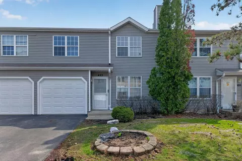 453 Normandie Ln, Round Lake, IL 60073