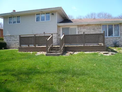 Exterior - Undisclosed, Midlothian, IL 60445 photo 9 of 10