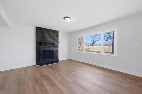 Living - 16608 Sawyer Ave, Markham, IL 60428 photo 4 of 4