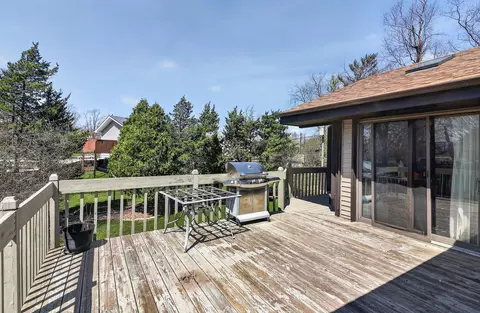 Exterior - 1170 Lancaster Ct, Hoffman Estates, IL 60195 photo 4 of 6