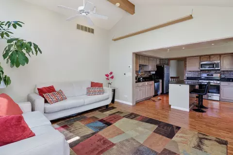 Living - 1170 Lancaster Ct, Hoffman Estates, IL 60195 photo 3 of 7