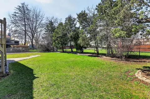 Exterior - 1170 Lancaster Ct, Hoffman Estates, IL 60195 photo 6 of 6