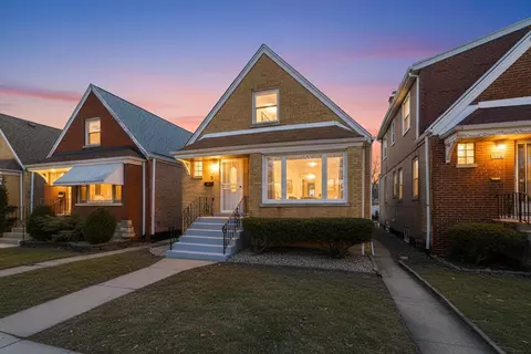 6535 S Kolin Ave, Chicago, IL 60629