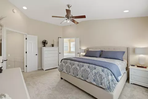 Bedroom - 6 Reedsworth Ct, Algonquin, IL 60102 photo 2 of 4